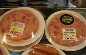 Packaged Lunch Meats in Supermarkets