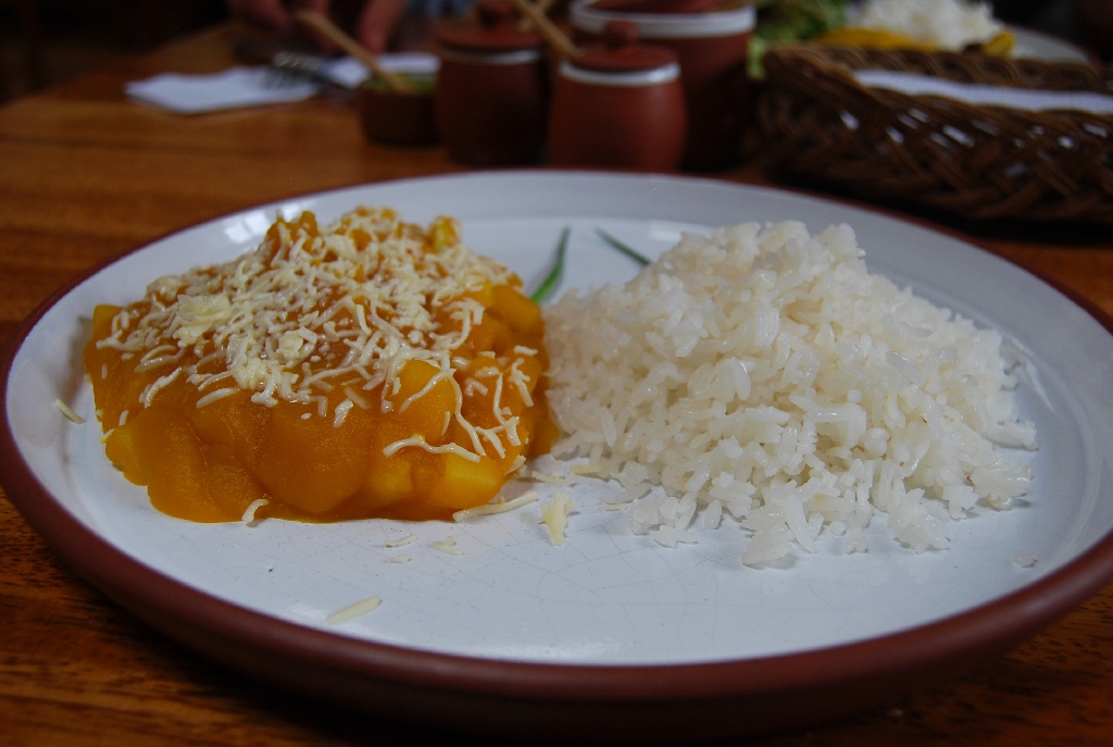 Locro de Zapallo, a Cuzco's Traditional Dish (Walter Coraza Morveli)